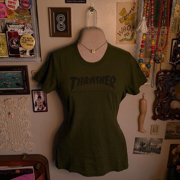 Thrasher Logo Graphic T-Shirt Women's Medium Dark Green Fitted - Picture 1 of 7